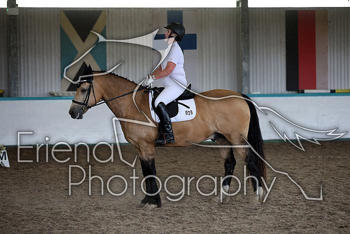 LRCAugNovice3053
