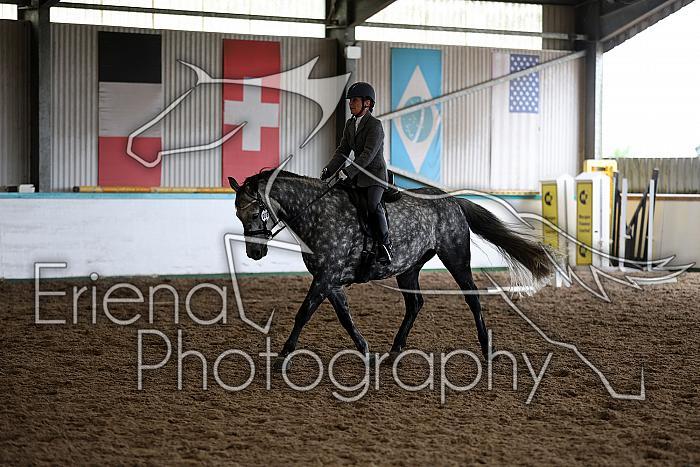 Novice6037